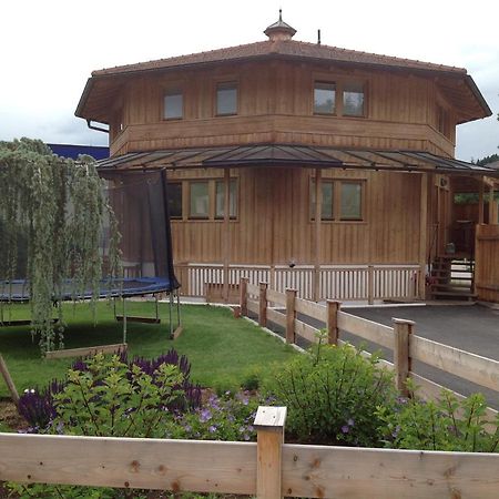 Ferienhaus Oktogon Itter Luaran gambar